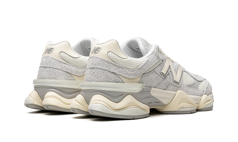 NEW BALANCE 9060 QUARTZ GREY